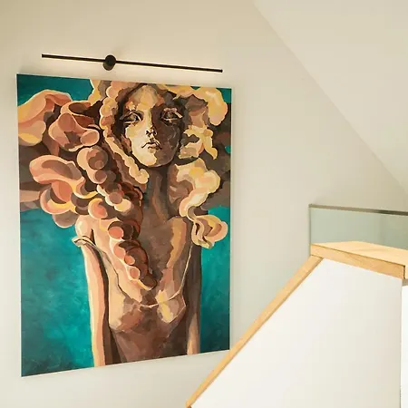 Orestaliving - Penthouse With Designer Renovation Wenen Buitenkant foto