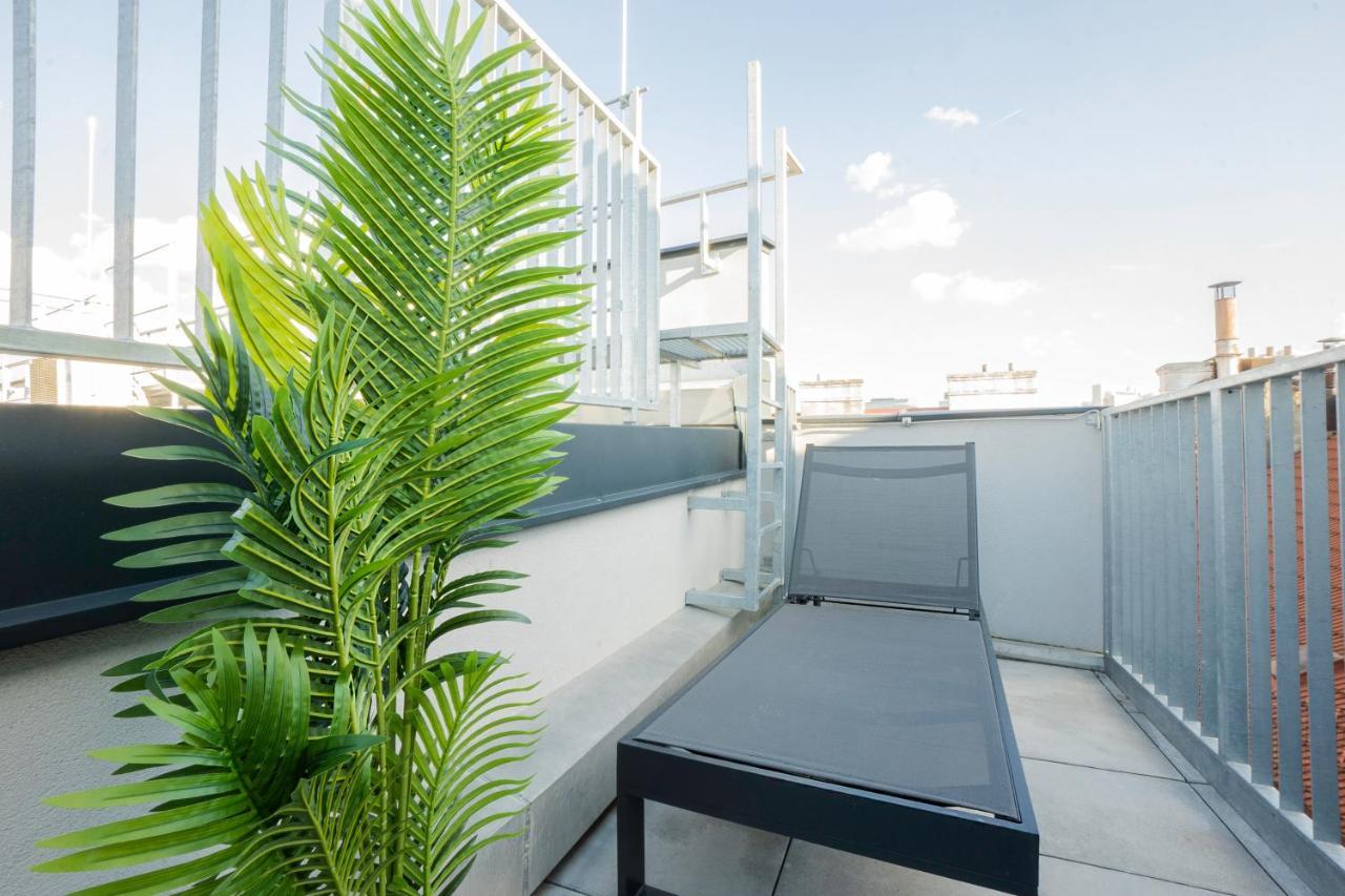 Orestaliving - Penthouse With Designer Renovation Appartement