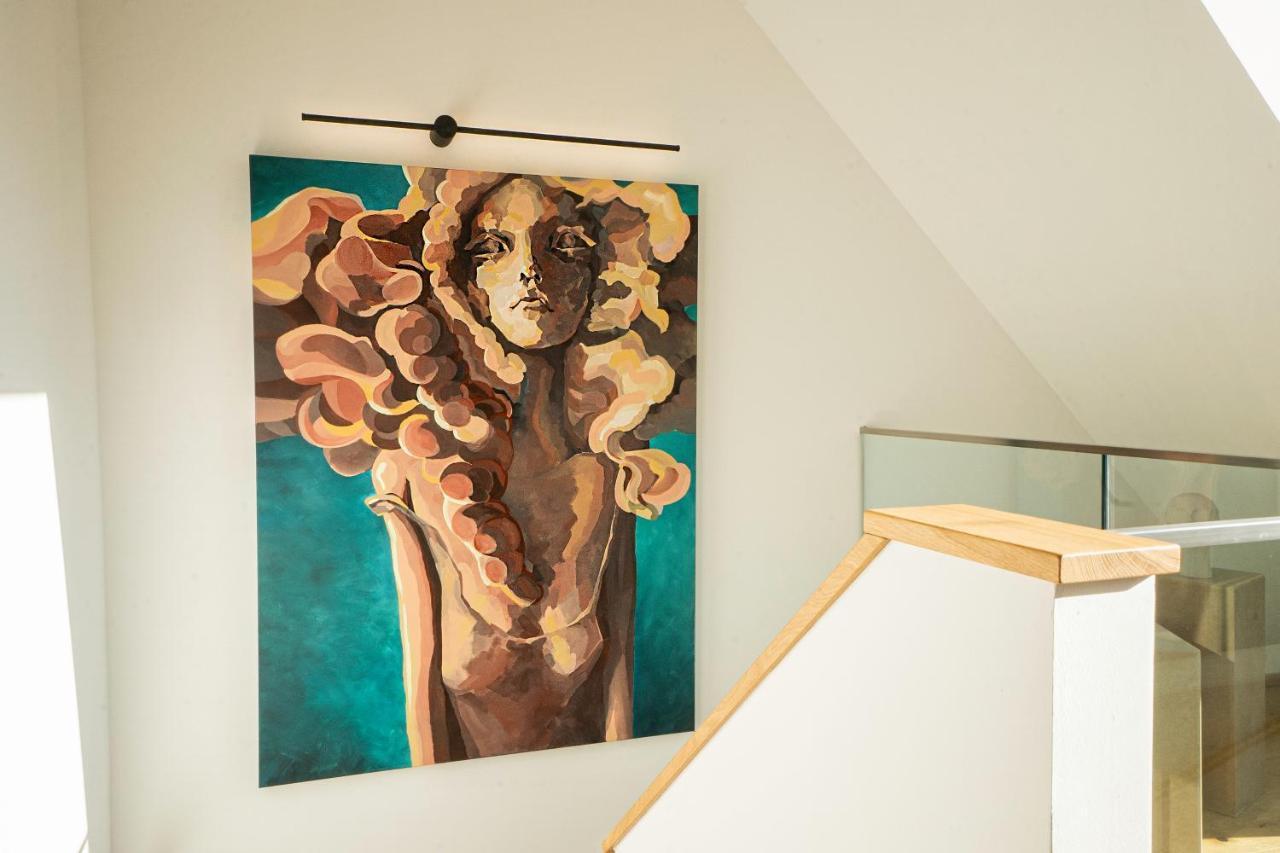 Orestaliving - Penthouse With Designer Renovation Appartement *